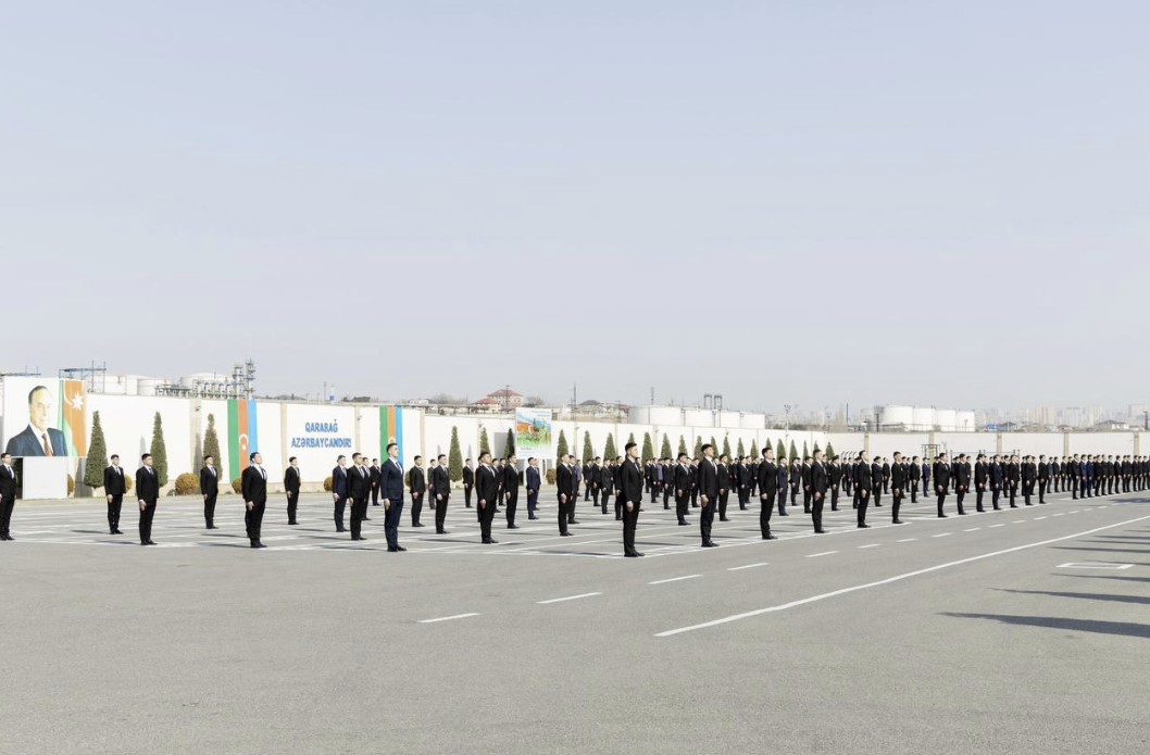 Vilayət Eyvazov sıra baxışı keçirdi (FOTO/VİDEO)